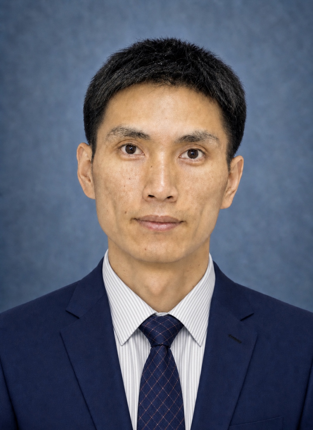 联合研究中心主任助理周永潮
